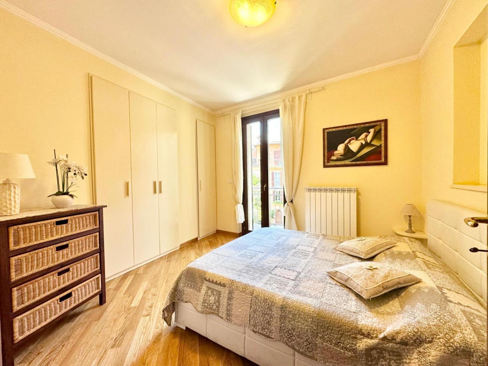Tra I Due Ponti Apartment Rieti Bagian luar foto