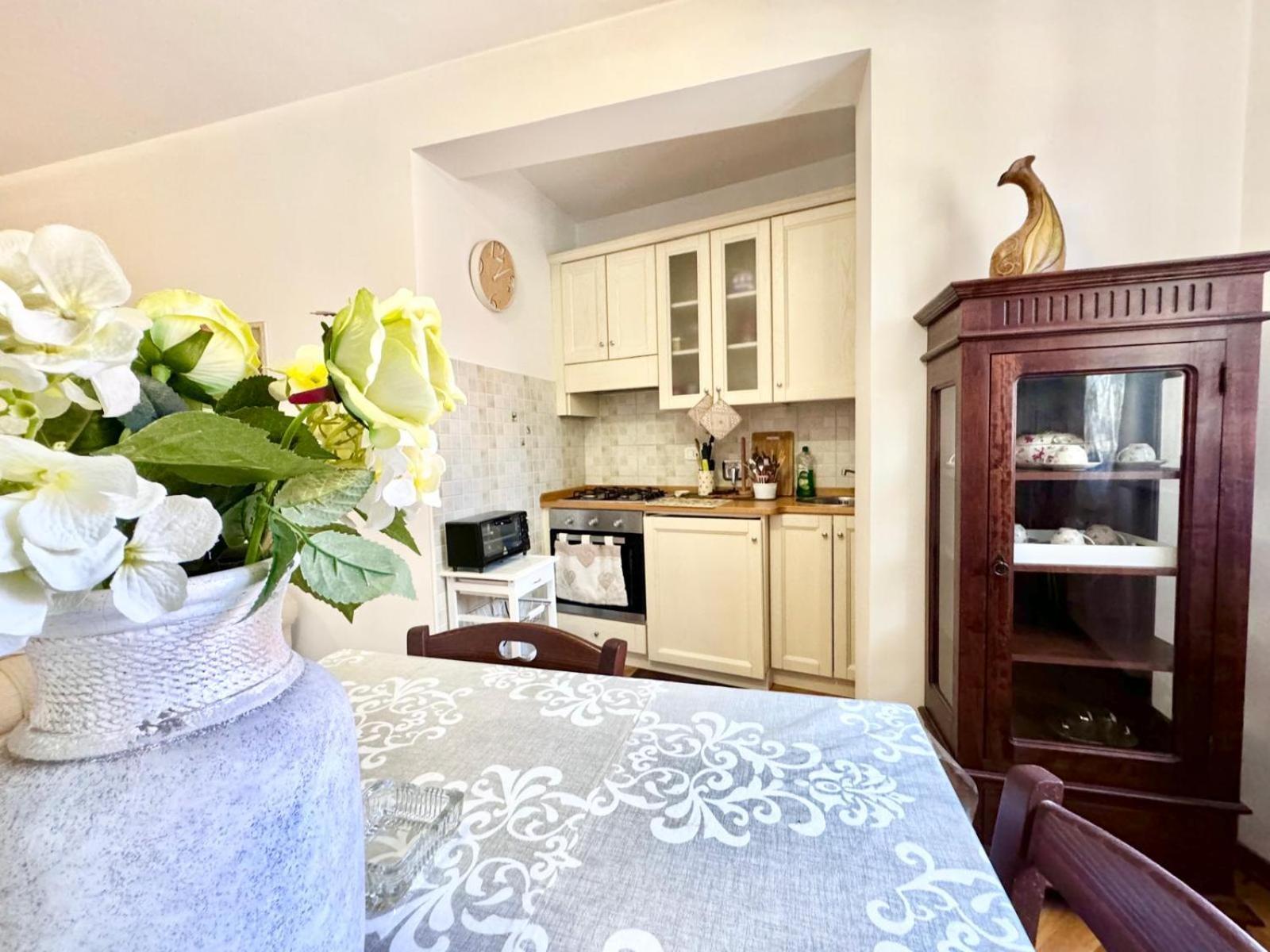 Tra I Due Ponti Apartment Rieti Bagian luar foto