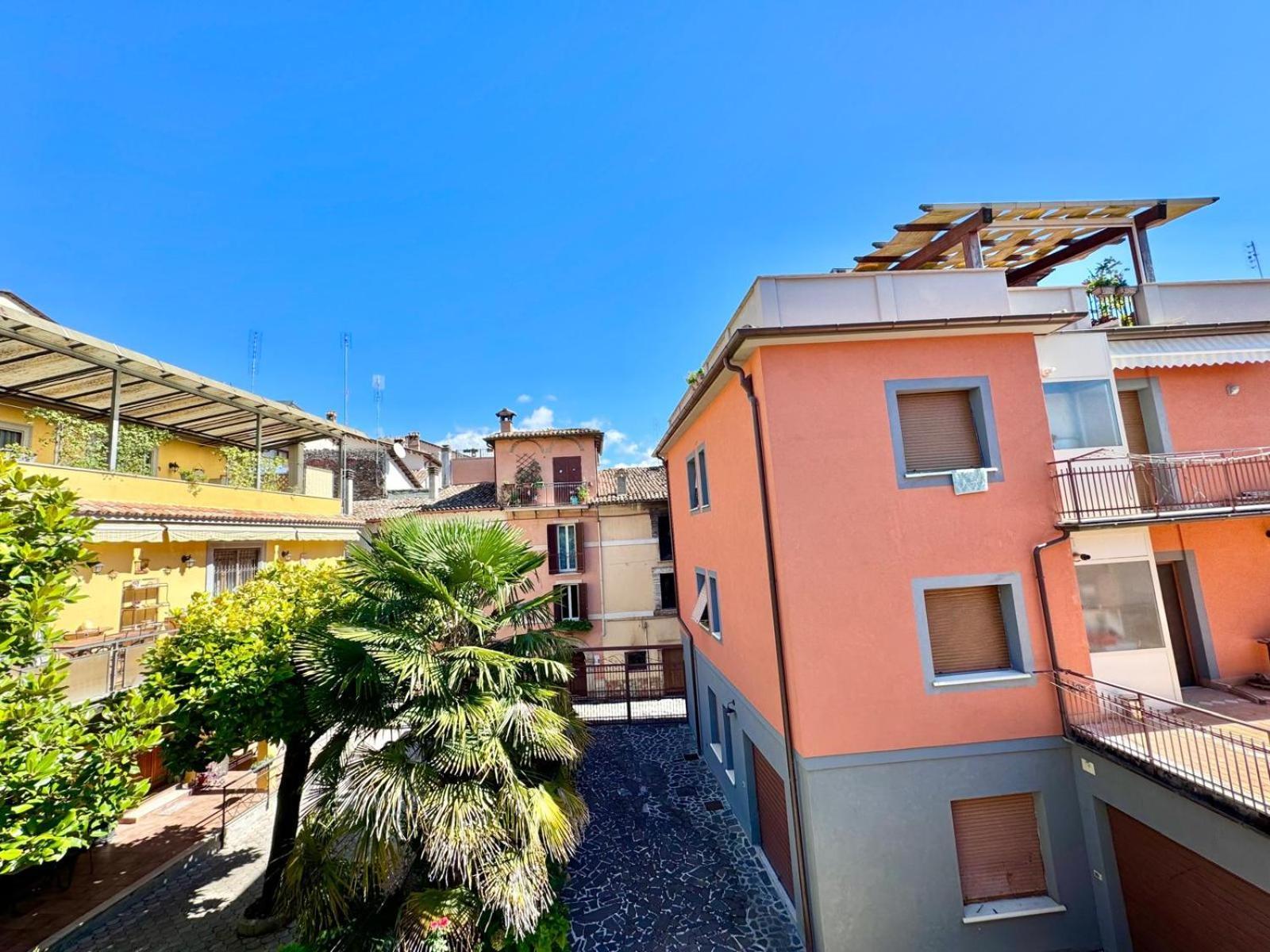 Tra I Due Ponti Apartment Rieti Bagian luar foto