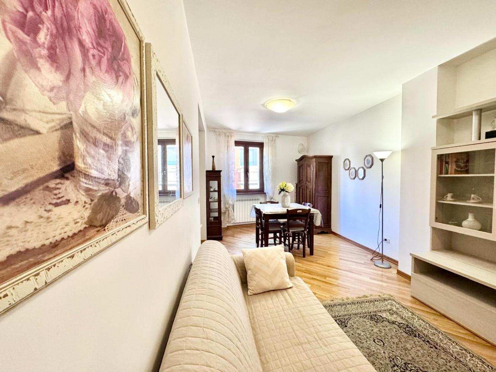Tra I Due Ponti Apartment Rieti Bagian luar foto